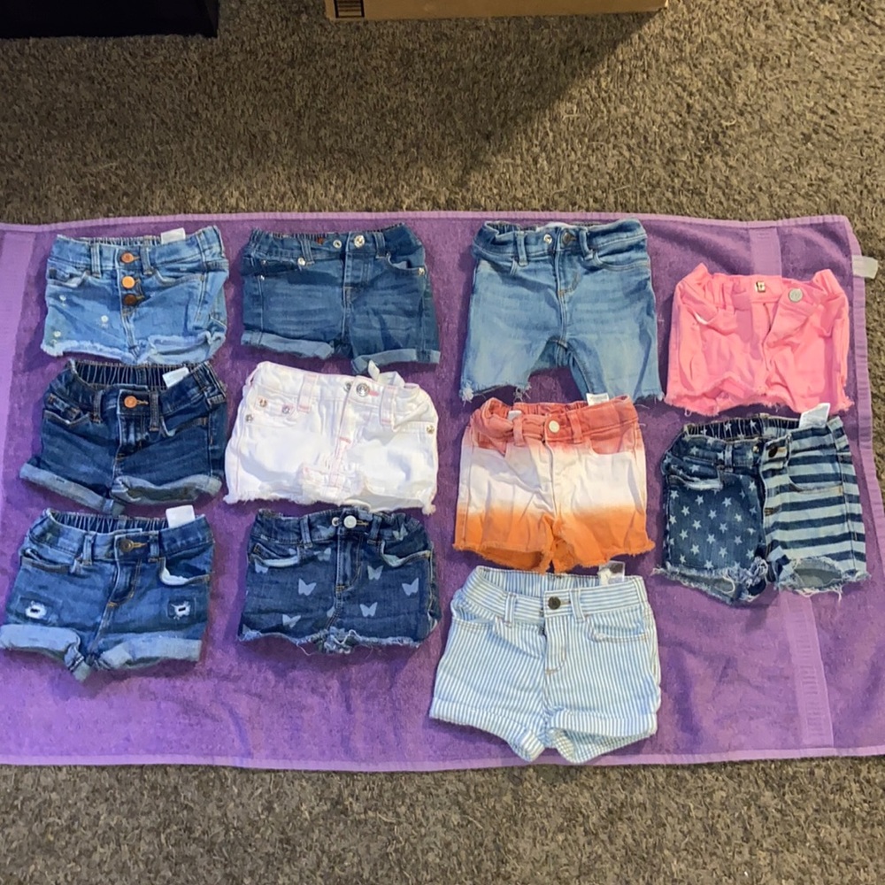 Baby Girl Denim Shorts - Picture 3 of 3